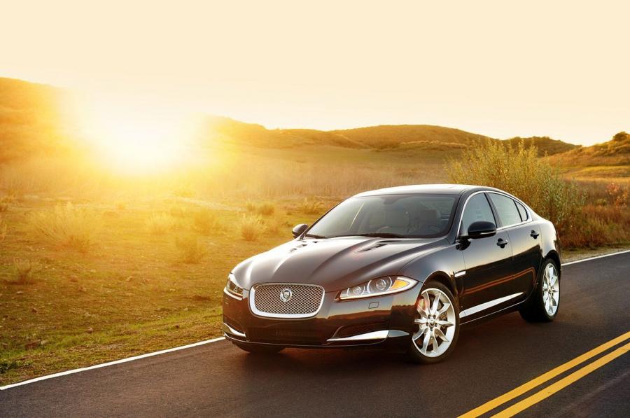  Jaguar XF Supercharged 2012 года  (фото 1 из 65)